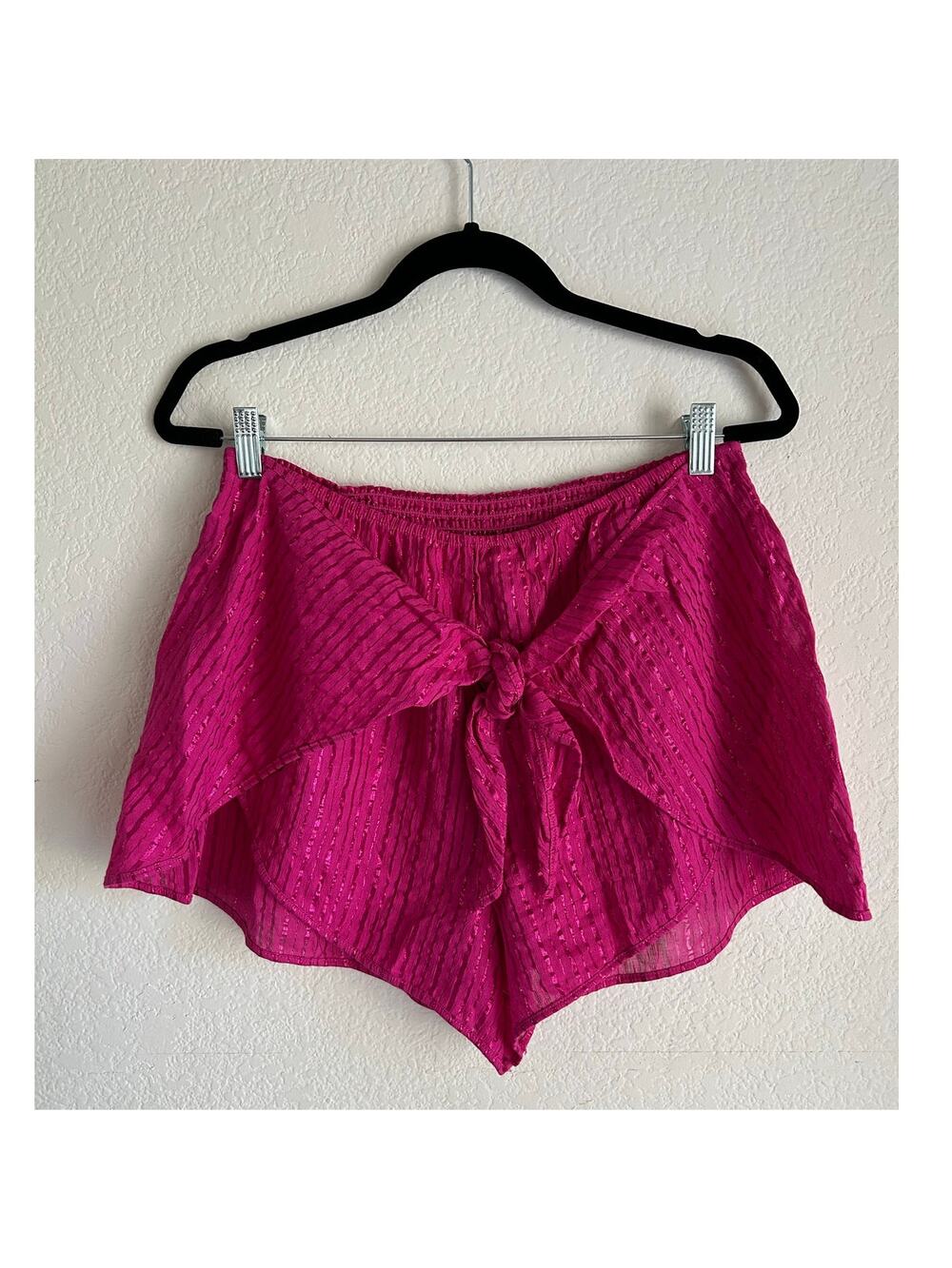 Victoria's Secret Pink Metallic Stripes Tie Front Pull On Shorts Size XL NWOT